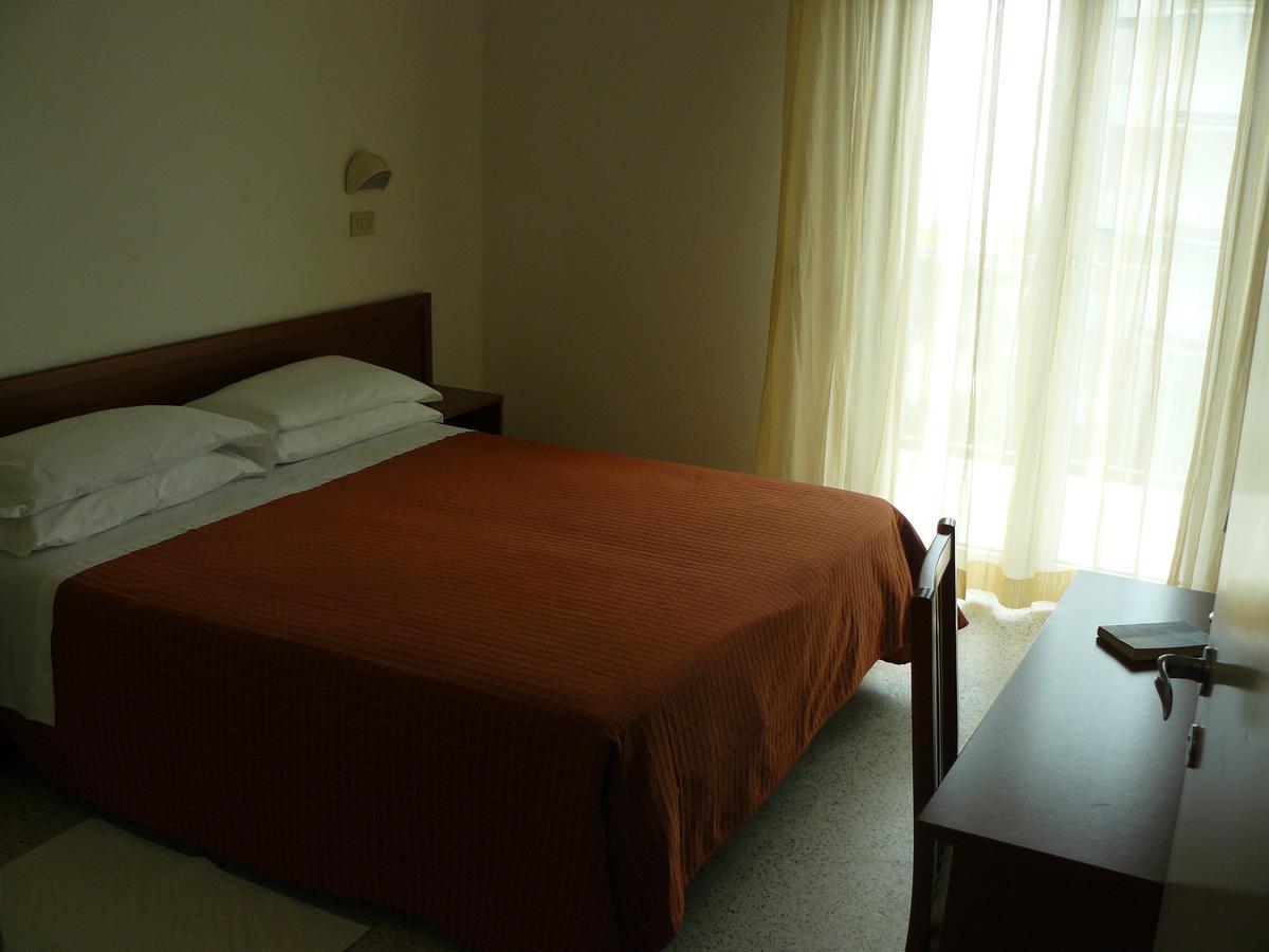 Hotel Sayonara 밀라노마리티마 외부 사진
