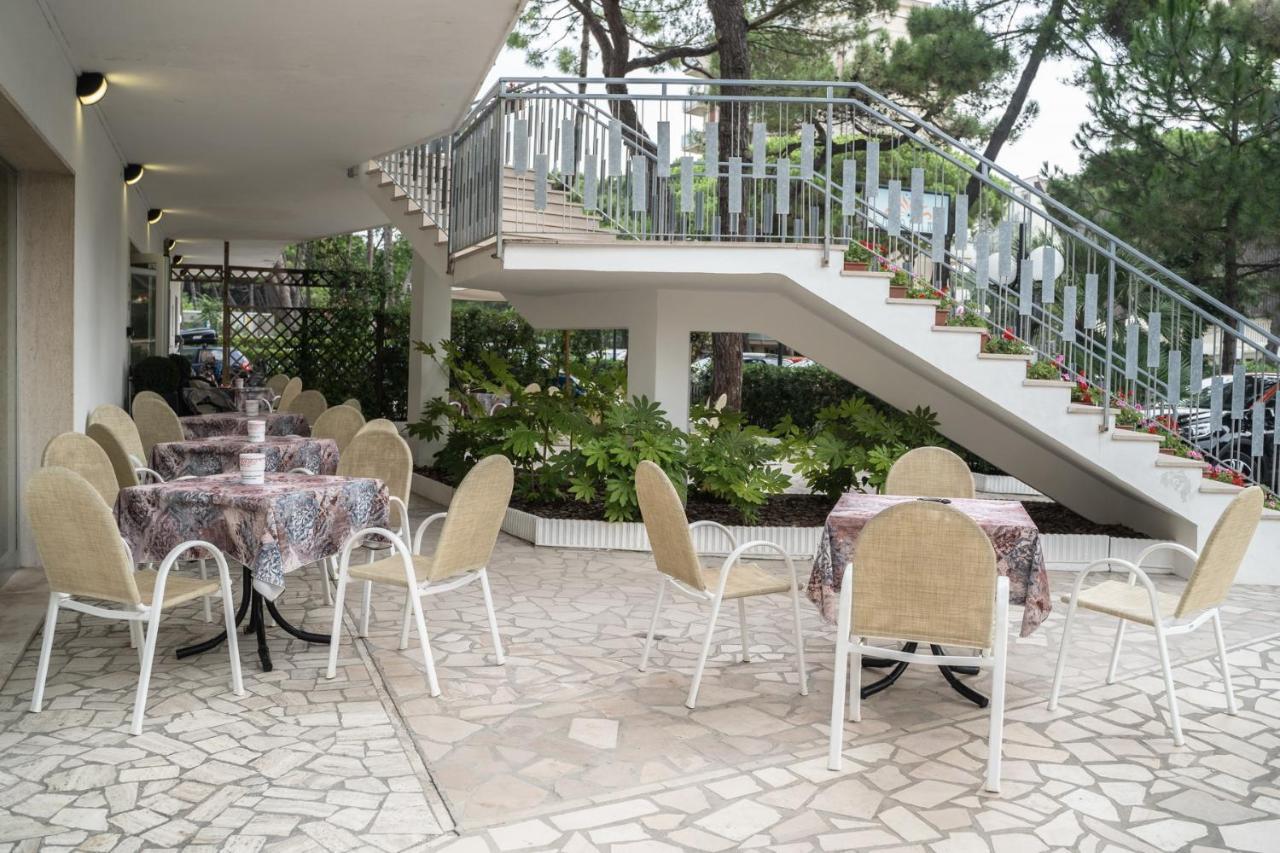 Hotel Sayonara 밀라노마리티마 외부 사진