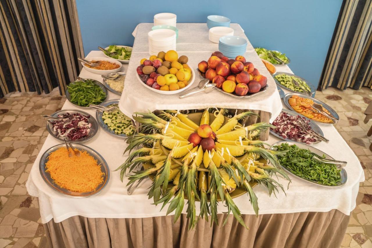 Hotel Sayonara 밀라노마리티마 외부 사진
